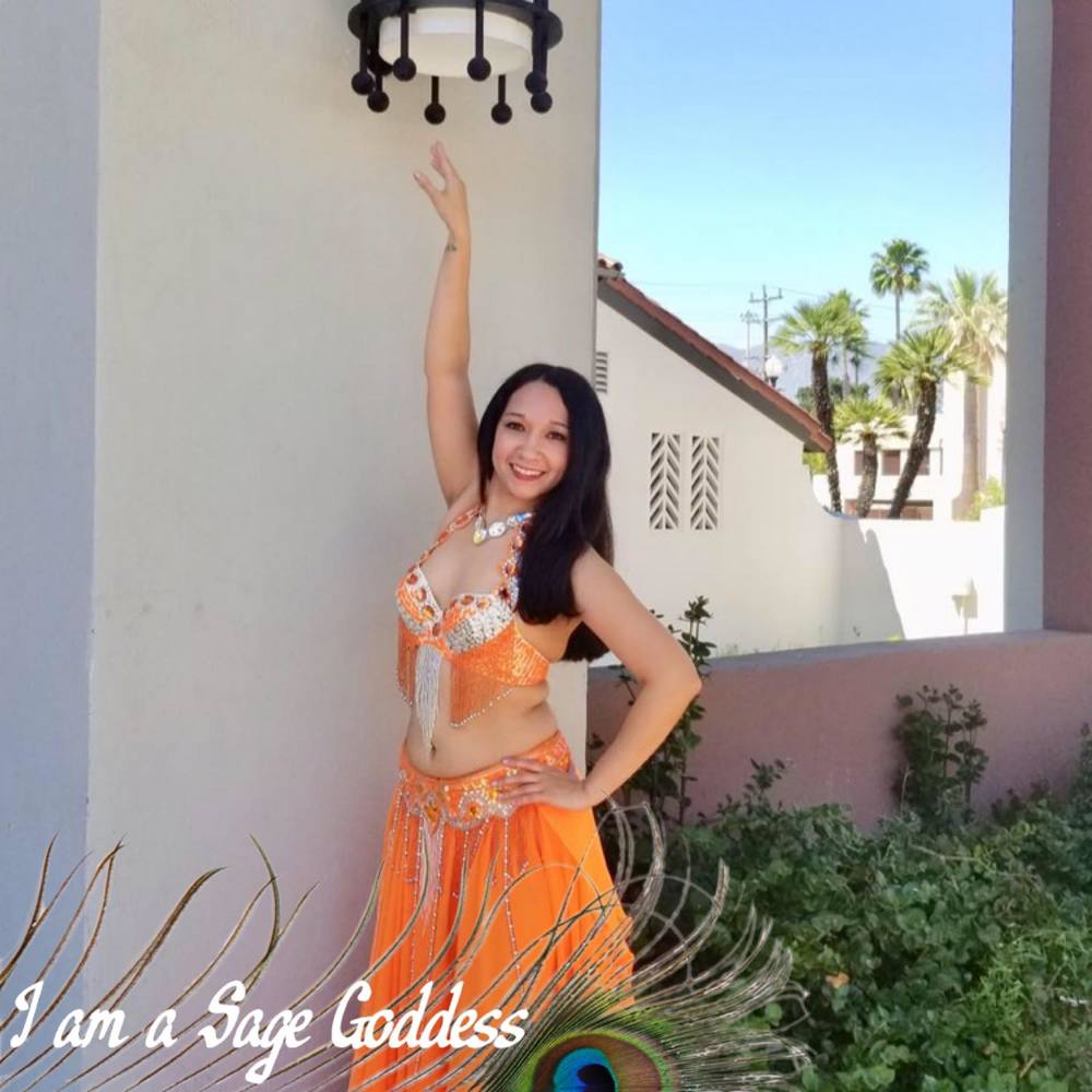 Meet your Posher, Becca